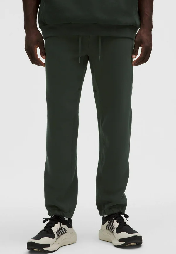 STEADY STATE CLASSIC-FIT JOGGER REGULAR - Jogginghose - rainforest green