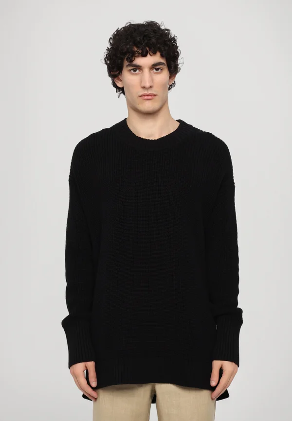 STEPPED CREW - Strickpullover - black