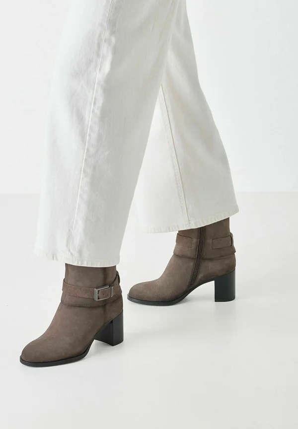 Stiefel - taupe