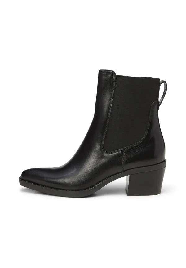 Stiefelette - black