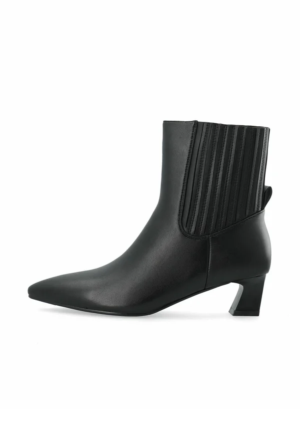 Stiefelette - black
