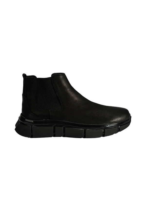 Stiefelette - black