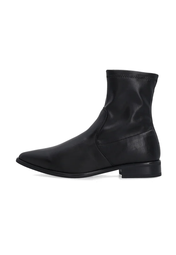Stiefelette - black