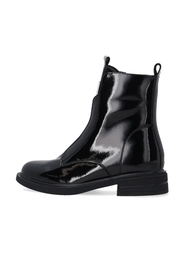 Stiefelette - black