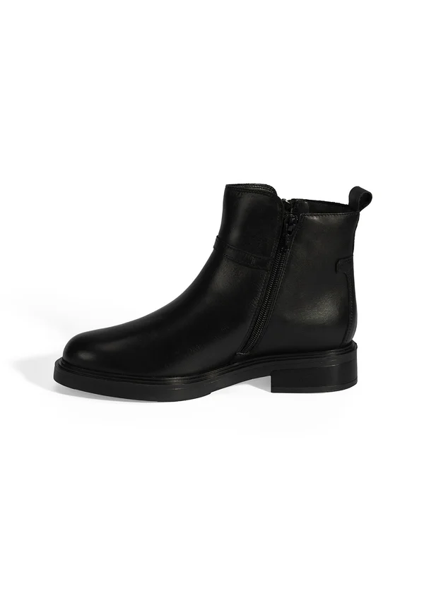 Stiefelette - black