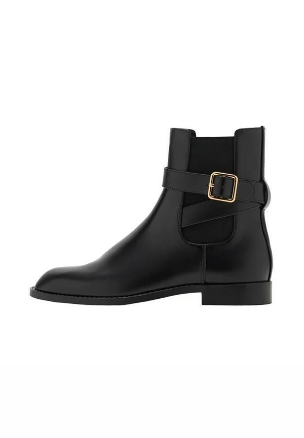 Stiefelette - black