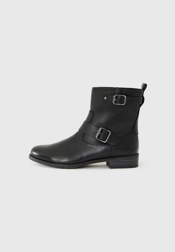 Stiefelette - black