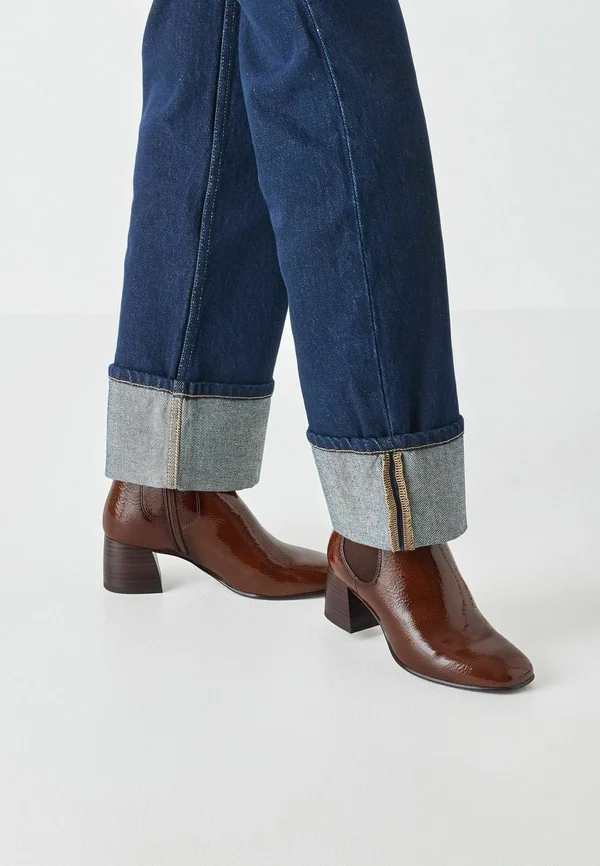 Stiefelette - cognac