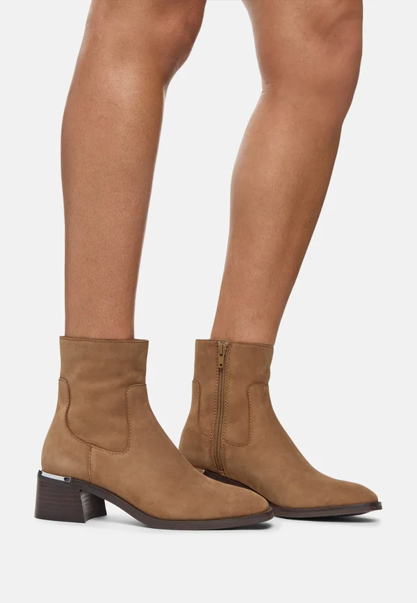 Stiefelette - medium brown