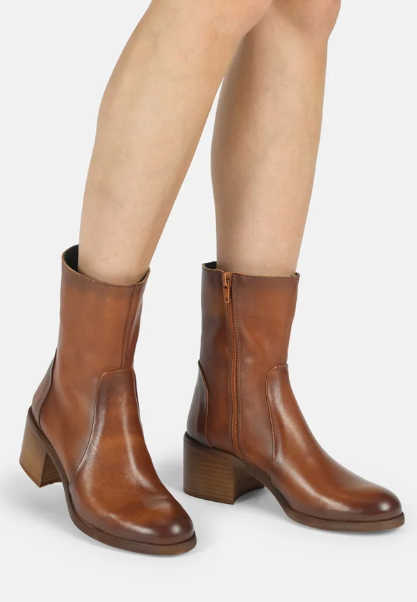 Stiefelette - namibia 003