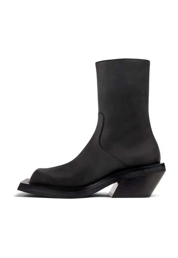 Stiefelette - schwarz