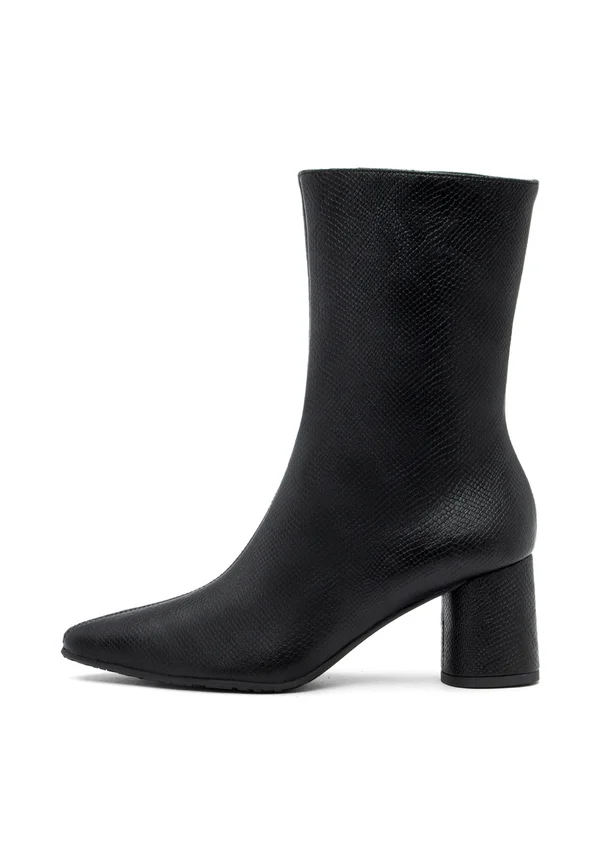 Stiefelette - schwarz
