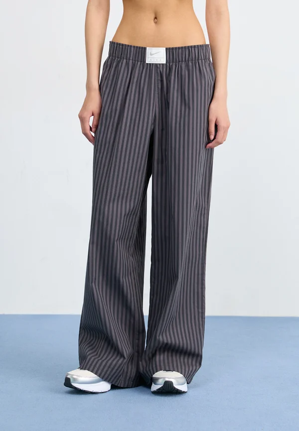 Stoffhose - black/thunder grey