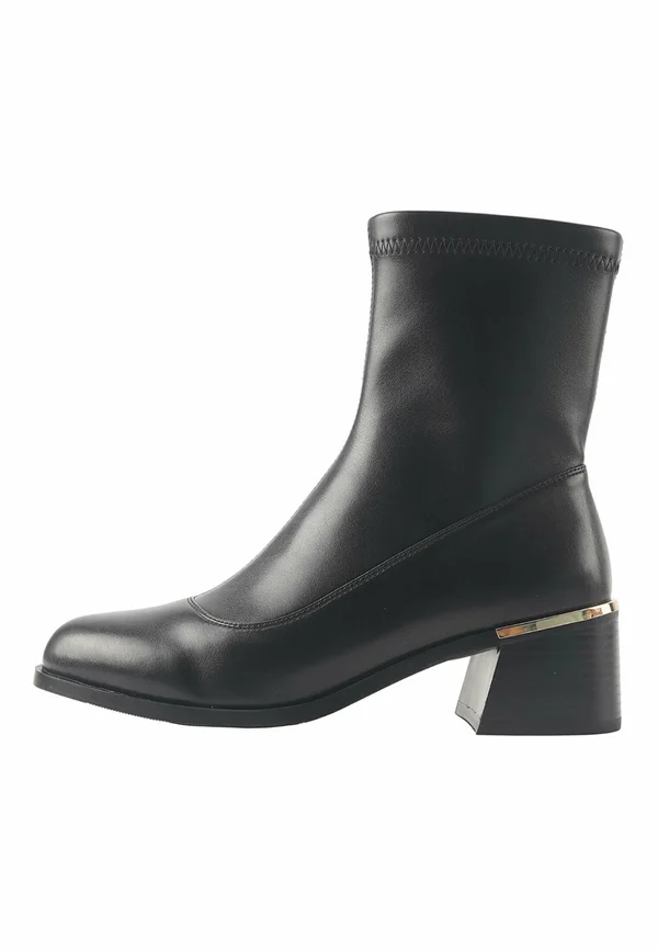 STRAND 4PR - Stiefelette - black