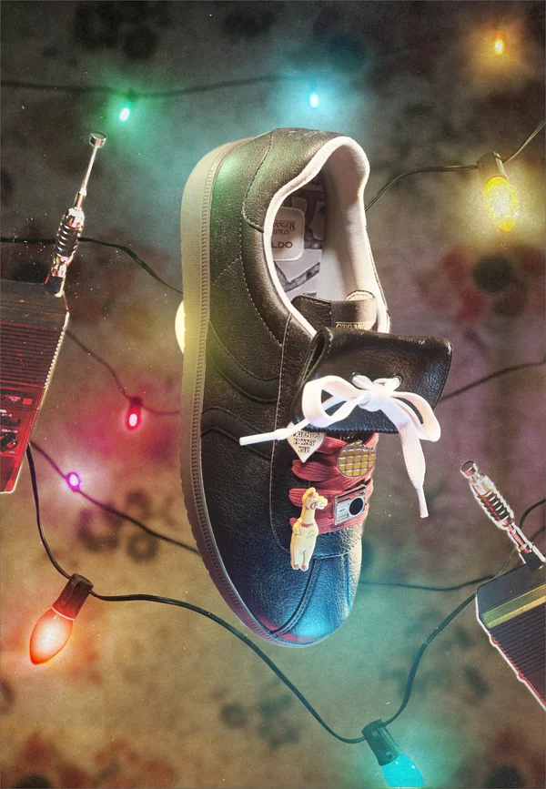 STRANGER THINGS MINDFLAYER  PILLOW WALK - Sneaker low - dark brown