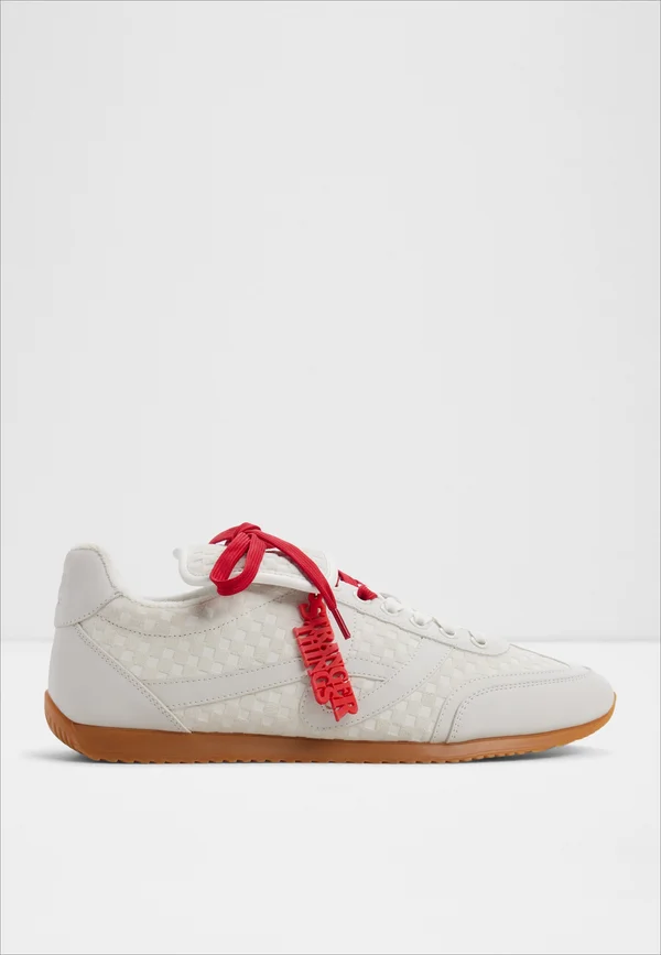 STRANGER THINGS THEVOID  PILLOW WALK - Sneaker low - bone