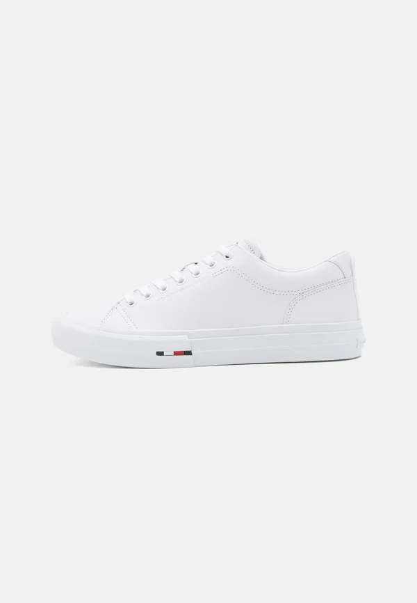 STREET - Sneaker low - white