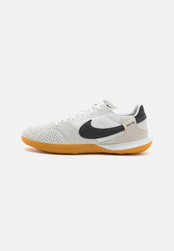 STREETGATO - Fußballschuh Halle - summit white/night forest