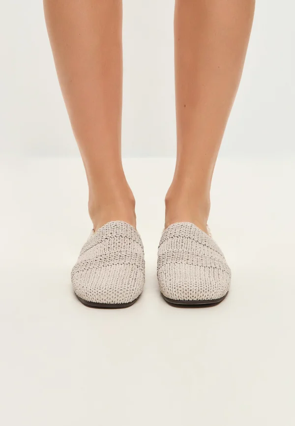 STRETCH BACK SLIP-ONS - Slipper - white