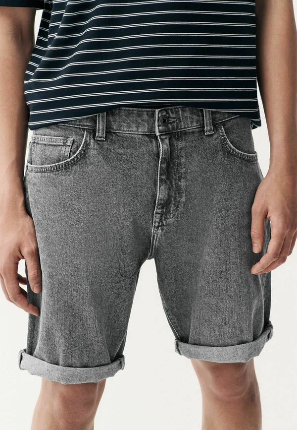 STRETCH STRAIGHT FIT - Jeans Shorts - grey