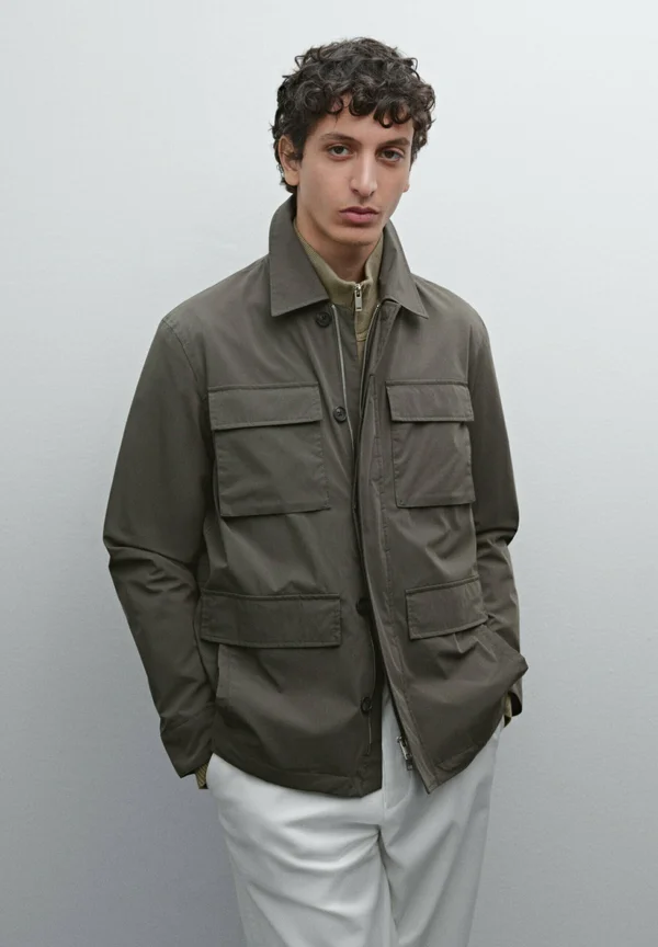 STRETCH WITH POCKET DETAILS - Leichte Jacke - dark green