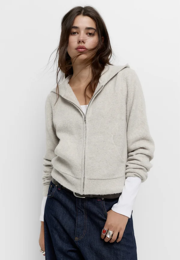 Strickjacke - beige
