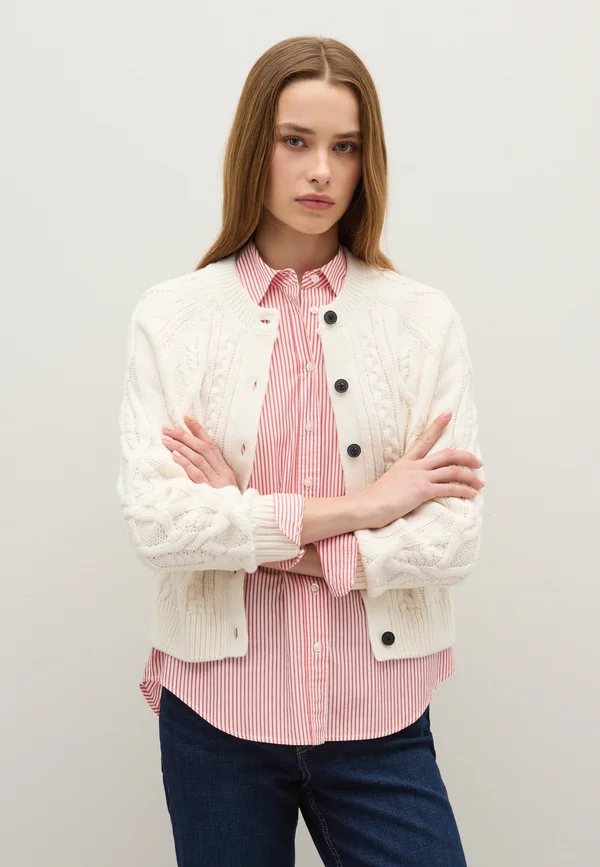 Strickjacke - beige