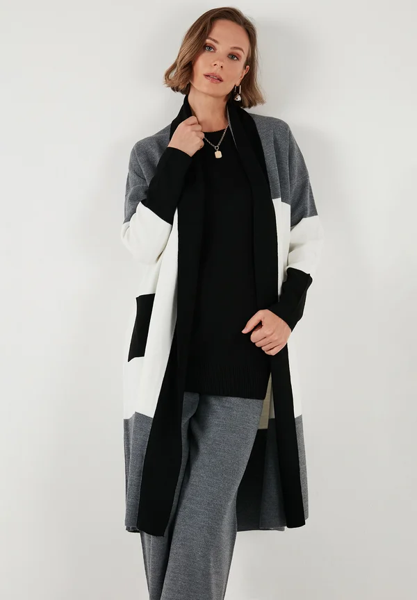 Strickjacke - black