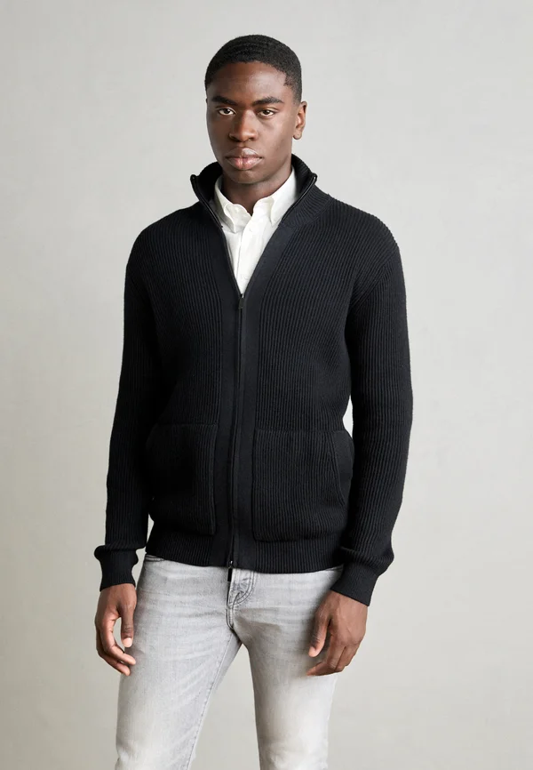 Strickjacke - black