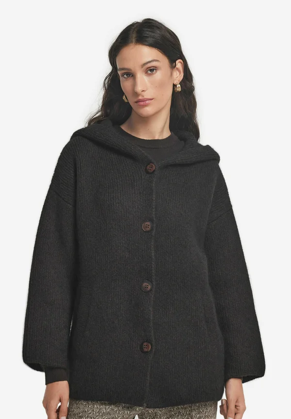Strickjacke - braun-fondente