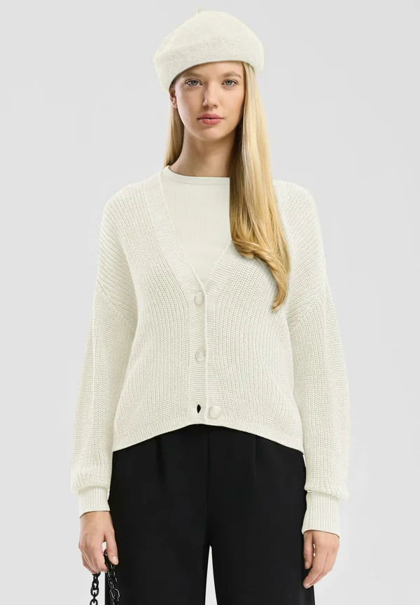 Strickjacke - ecru