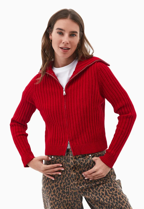 Strickjacke - emboldened