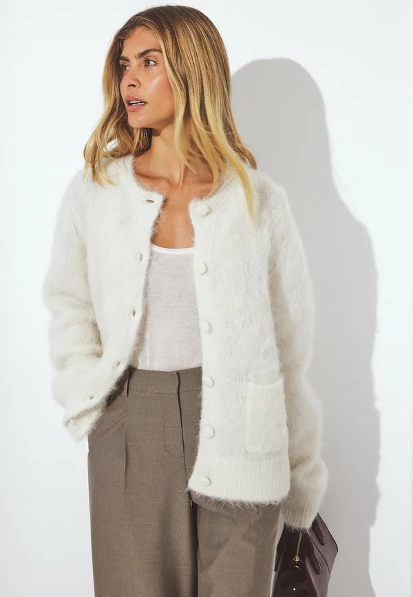 Strickjacke - offwhite