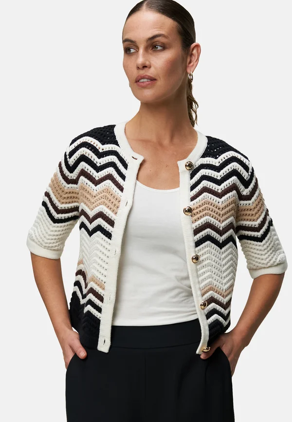 Strickjacke - patch creamblack