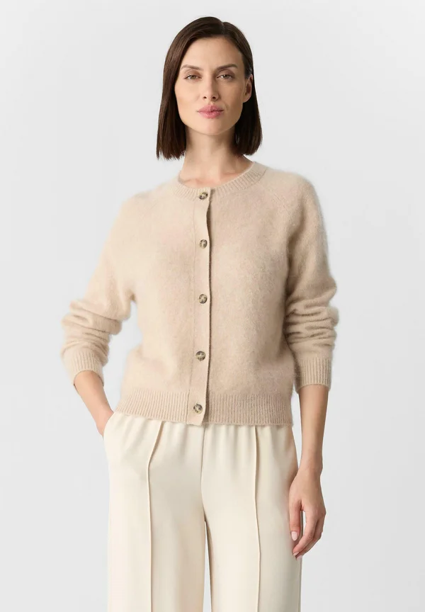 Strickjacke - sandfarben