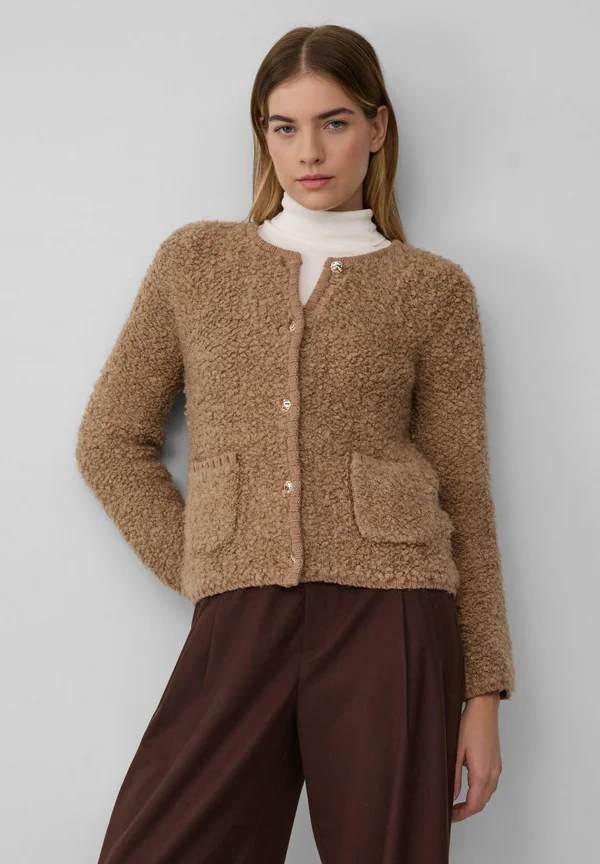 Strickjacke - sandstein