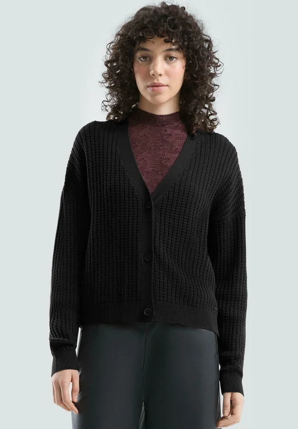 Strickjacke - schwarz