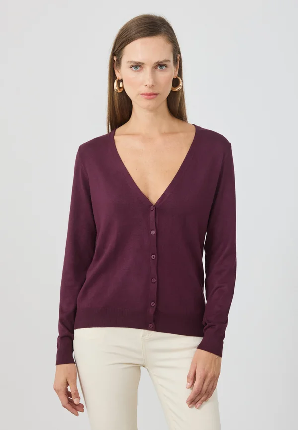 Strickjacke - winetasting