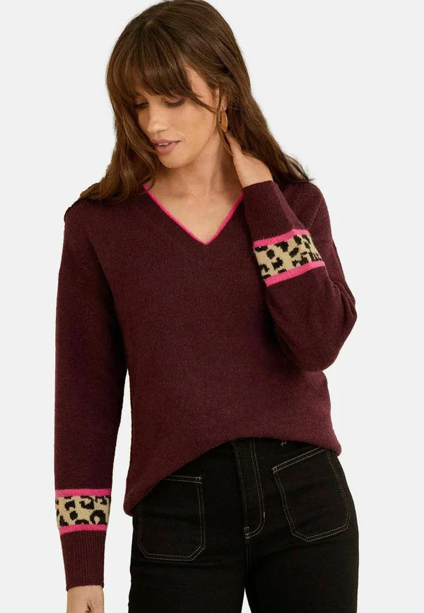 Strickpullover - berry animal stripe