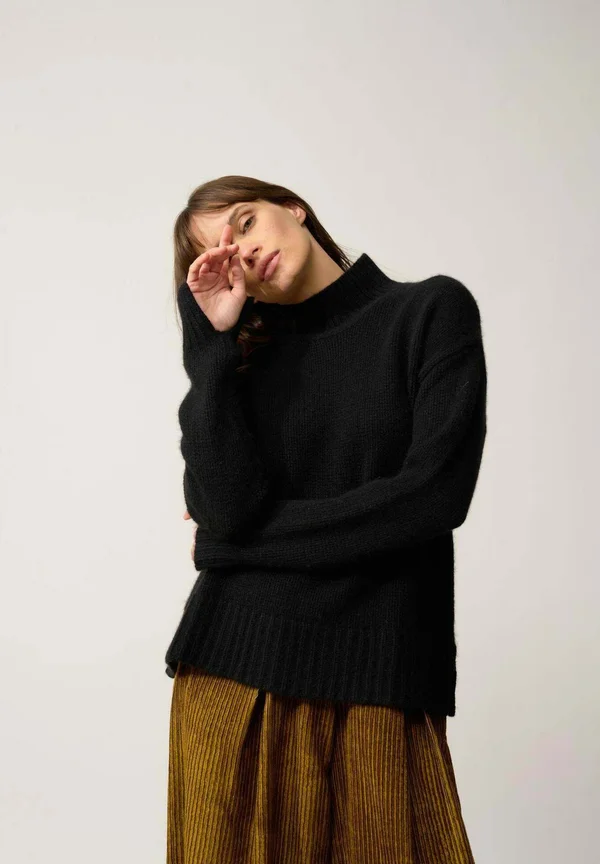 Strickpullover - black