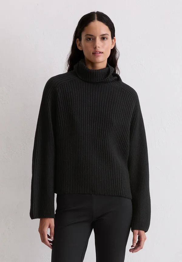 Strickpullover - black