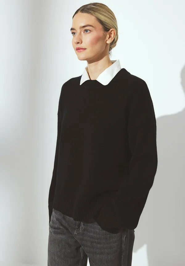 Strickpullover - black