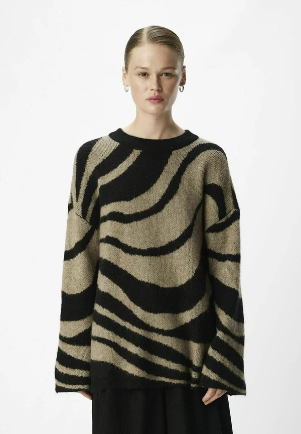 Strickpullover - black