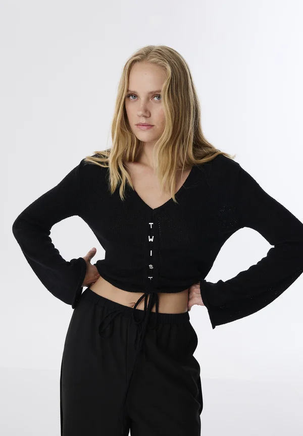 Strickpullover - black