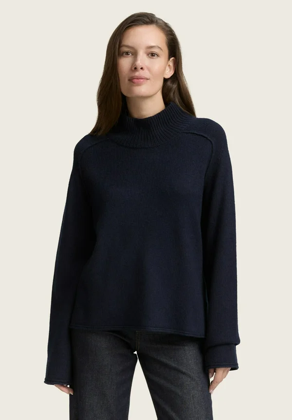 Strickpullover - lunar eclipse