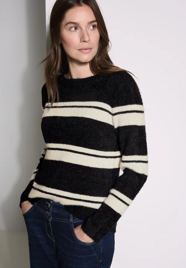 Strickpullover - schwarz