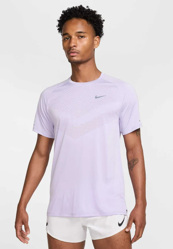 STRIDE - Sport T-Shirt - hydrangeas