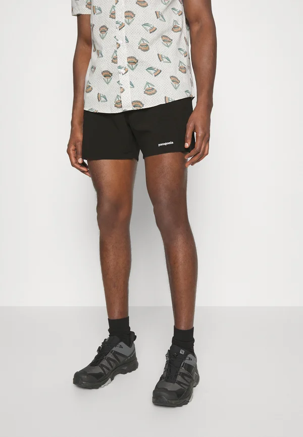 STRIDER PRO  - Outdoor Shorts - black