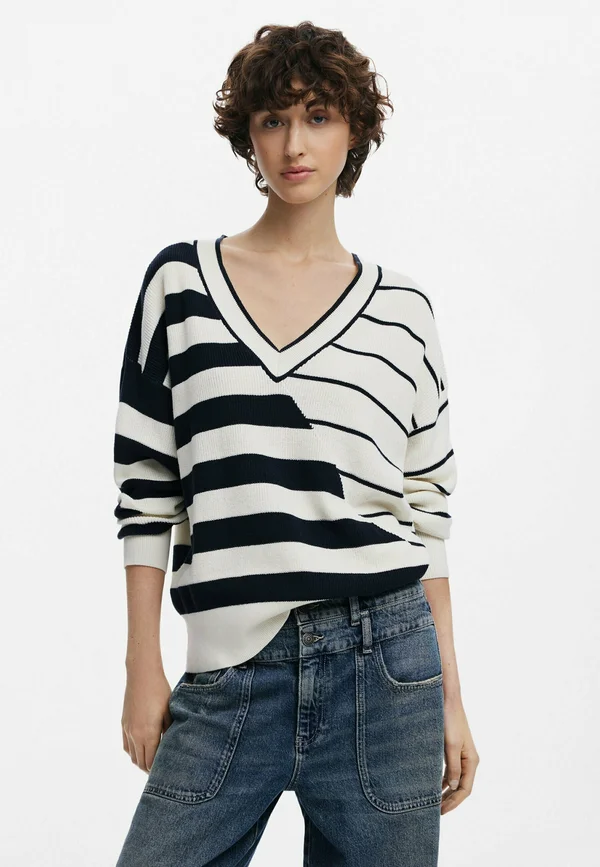 STRIPED - Strickpullover - white