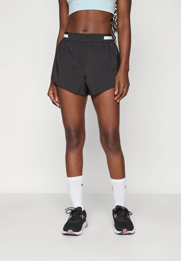 STRONG - Kurze Sporthose - puma black